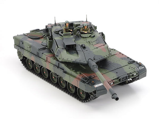 1/35 German Federation Main Battle Tank Leopard