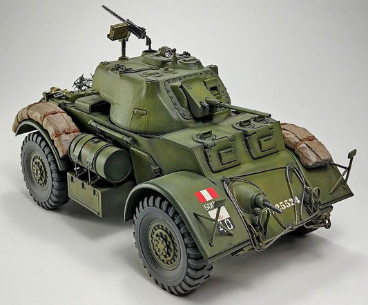 1/35 Italeri British Armored Car Staghound Mk.I