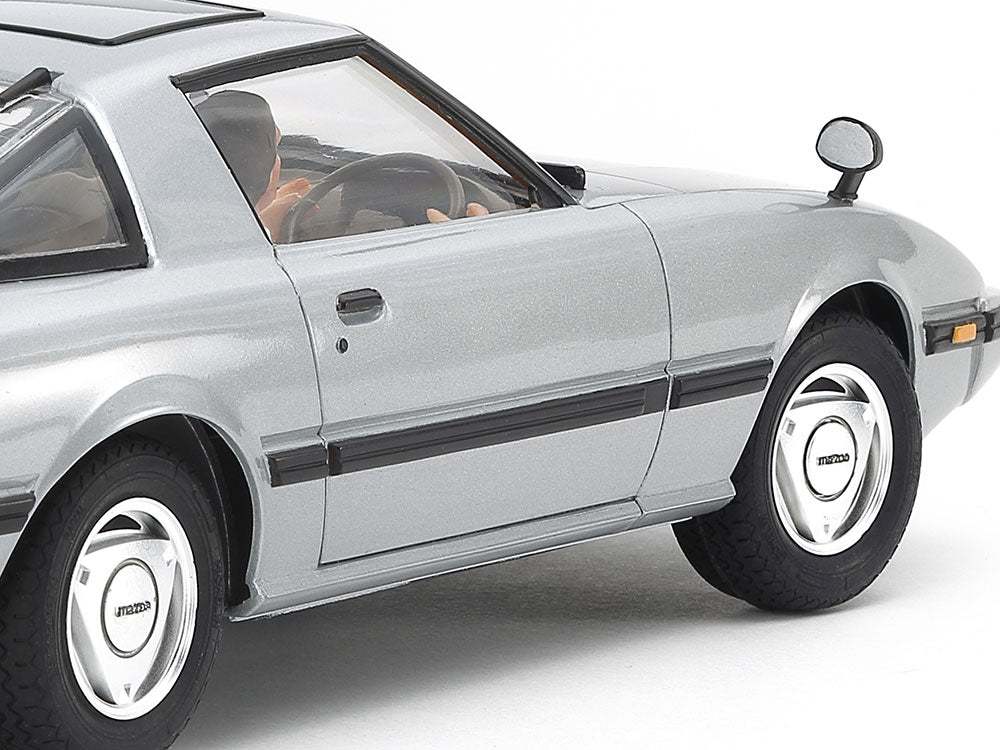 1/24 Mazda Savanna RX-7