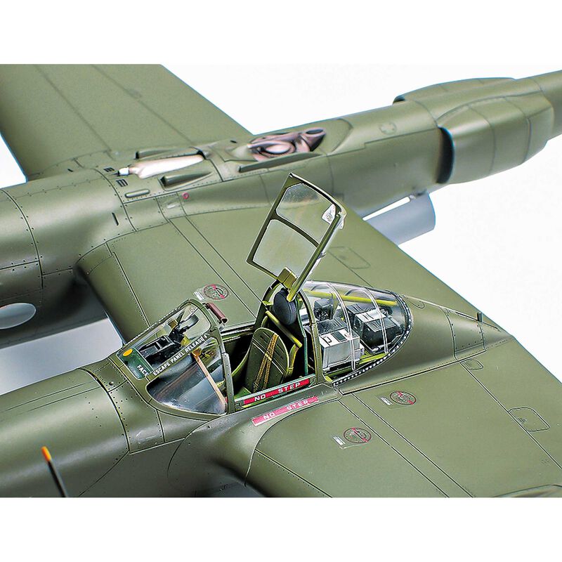 1/48 Fighter Lockheed P-38F/G Lightning