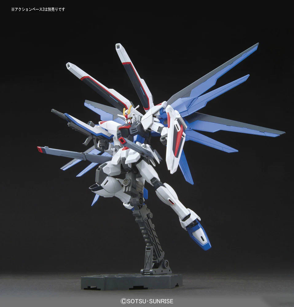 1/144 HGCE Freedom