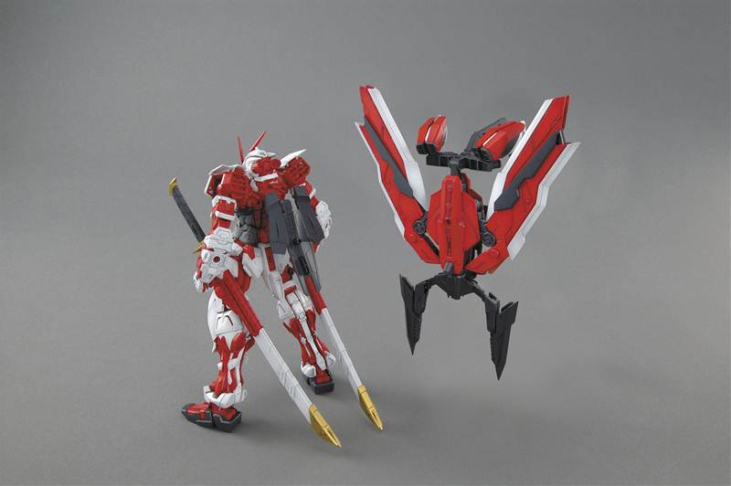 1/100 MG Astray Red Frame Kai