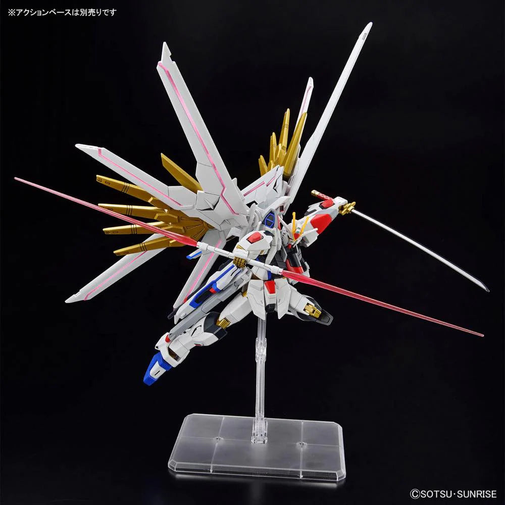 1/144 HGCE Mighty Strike Freedom